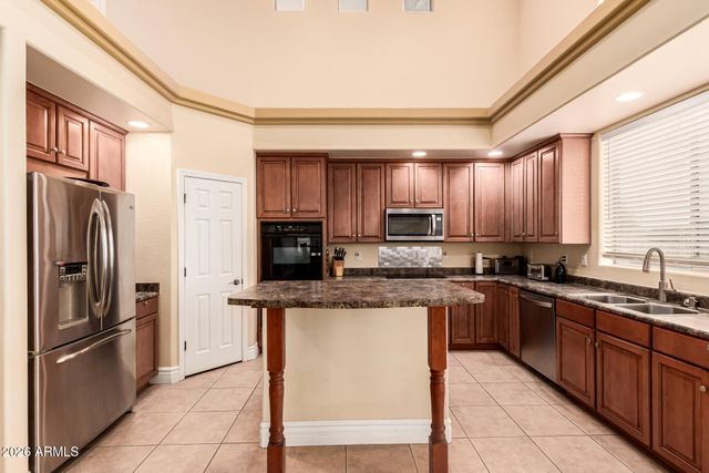 43402 W DESERT FAIRWAYS Drive, Maricopa, AZ 85138