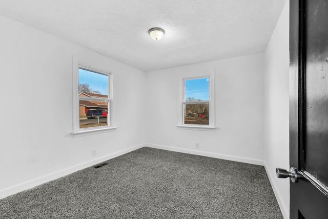 248 Caldwell Ln, Clarksville, TN 37040