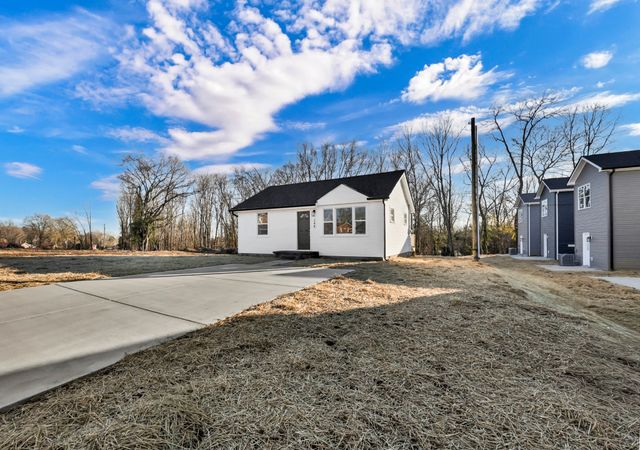 248 Caldwell Ln, Clarksville, TN 37040