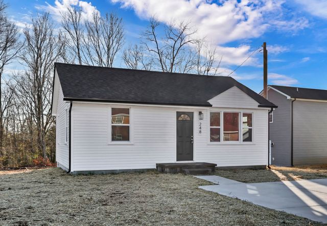 248 Caldwell Ln, Clarksville, TN 37040