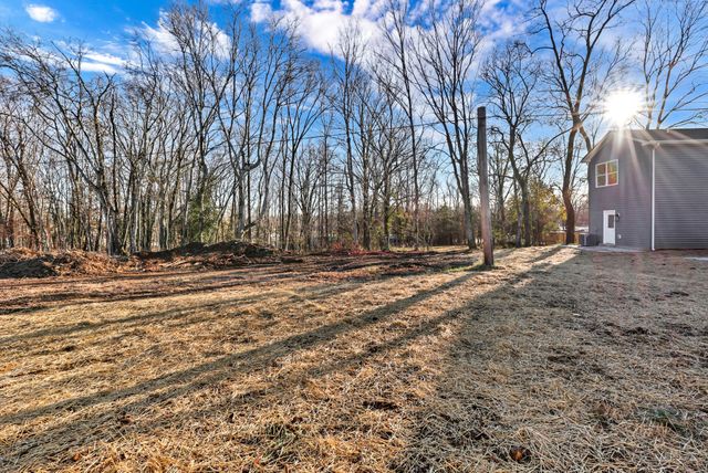 248 Caldwell Ln, Clarksville, TN 37040