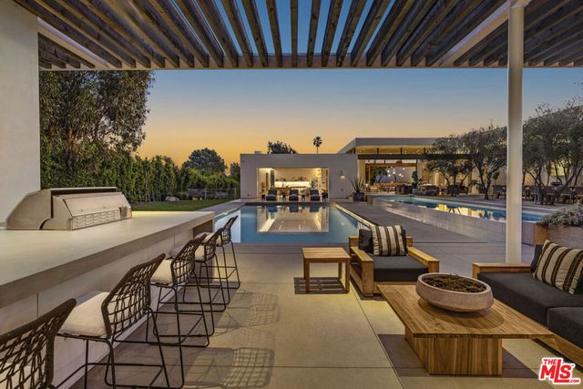 28837 Selfridge Drive, Malibu, CA 90265