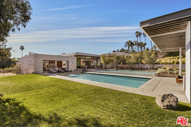 28837 Selfridge Drive, Malibu, CA 90265