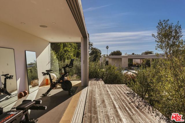 28837 Selfridge Drive, Malibu, CA 90265