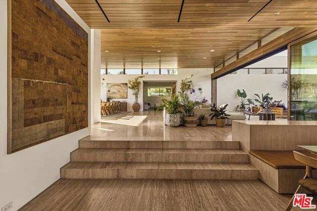 28837 Selfridge Drive, Malibu, CA 90265