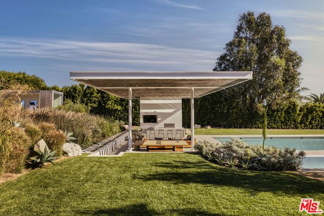 28837 Selfridge Drive, Malibu, CA 90265