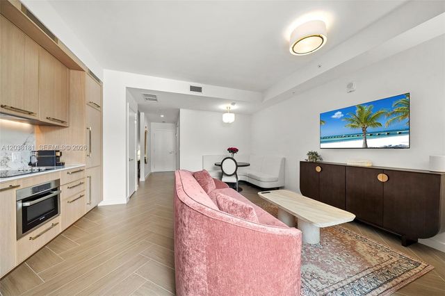 2700 NW 2nd Ave 532, Miami, FL 33127