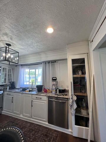 333 E Lakewood Boulevard 209, Holland, MI 49424