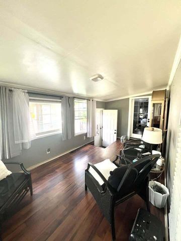 333 E Lakewood Boulevard 209, Holland, MI 49424