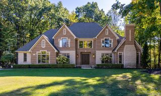 9909 Kingston Ridge, Clarkston, MI 48348