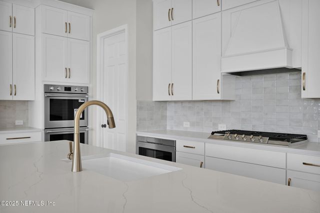 95463 GOLDEN GLOW Drive, Fernandina Beach, FL 32034