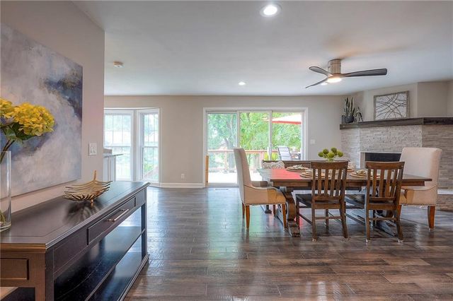 244 N Winnebago Drive, Lake Winnebago, MO 64034