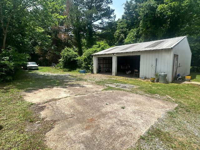 2145 Dixie Avenue, Paducah, KY 42003