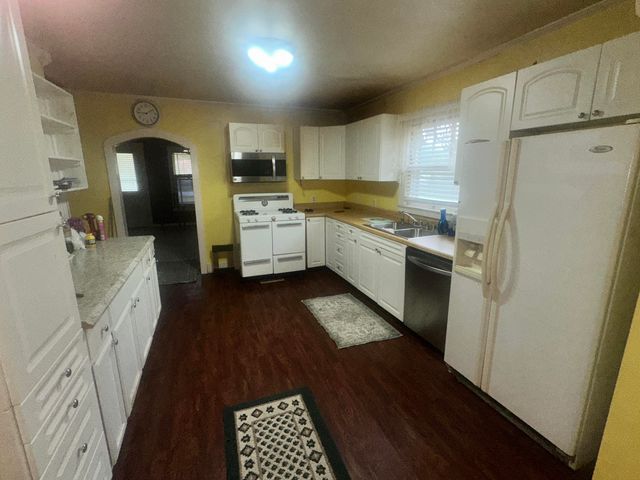 2145 Dixie Avenue, Paducah, KY 42003