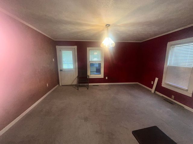2145 Dixie Avenue, Paducah, KY 42003