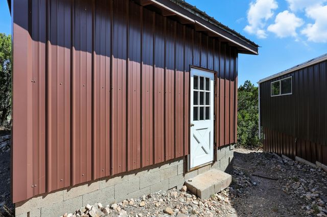 876 State Highway 165, Placitas, NM 87043