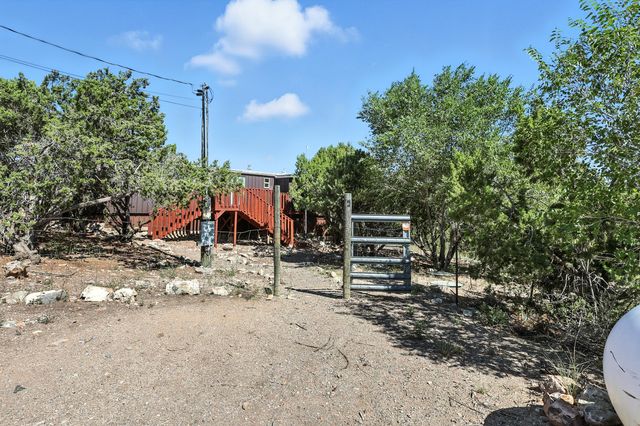 876 State Highway 165, Placitas, NM 87043