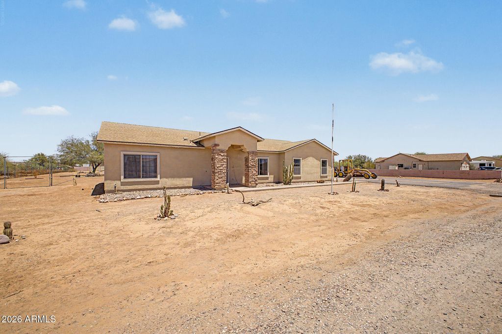 10296 E PRAIRIE HAWK Lane, San Tan Valley, AZ 85143 — photo 2