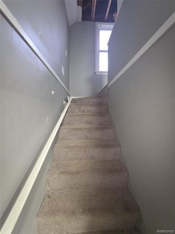 12400 Lansdowne Street, Detroit, MI 48224