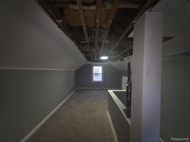 12400 Lansdowne Street, Detroit, MI 48224