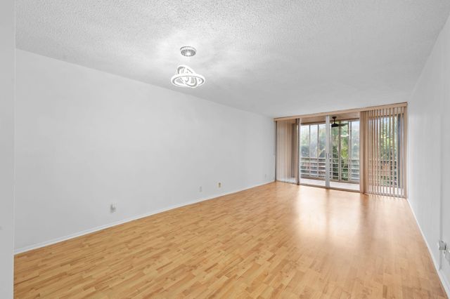 9470 Live Oak Place 204, Davie, FL 33324