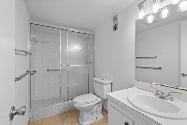 9470 Live Oak Place 204, Davie, FL 33324