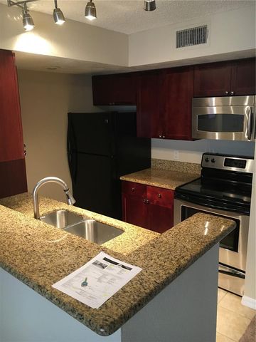 5120 CONROY ROAD 516, Orlando, FL 32811