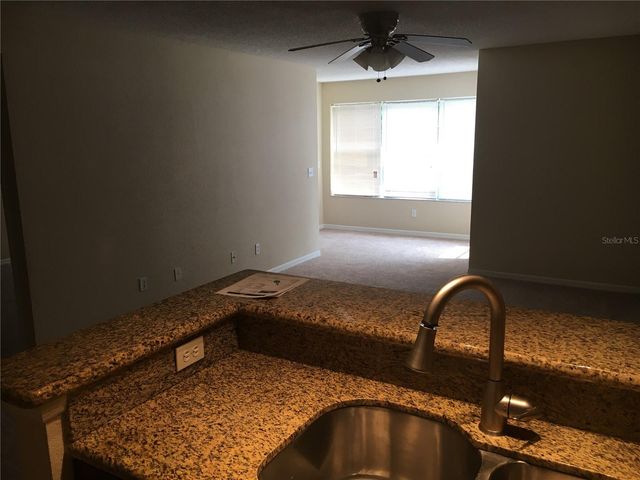5120 CONROY ROAD 516, Orlando, FL 32811