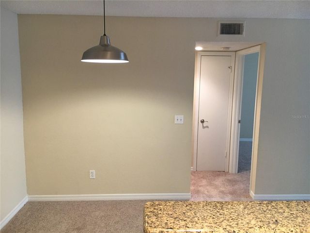 5120 CONROY ROAD 516, Orlando, FL 32811