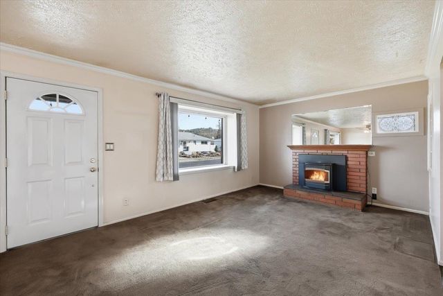 3810 E Montgomery Ave, Spokane, WA 99217