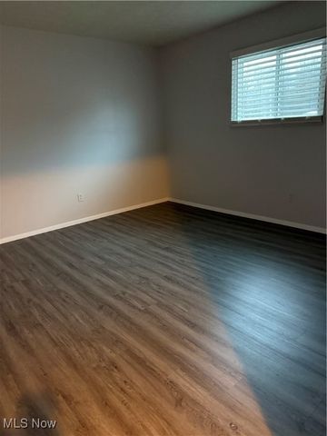 193 Surrey Lane, Canfield, OH 44406