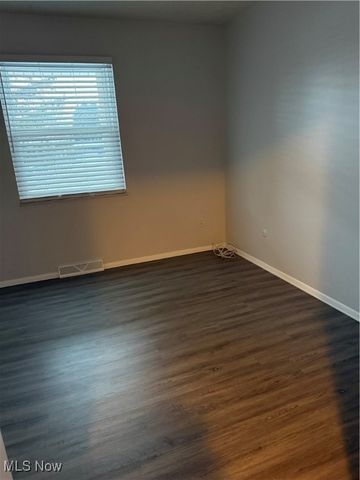 193 Surrey Lane, Canfield, OH 44406