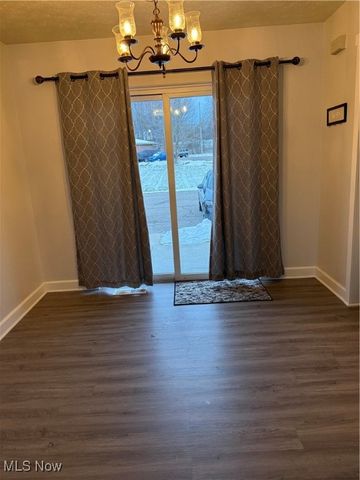 193 Surrey Lane, Canfield, OH 44406