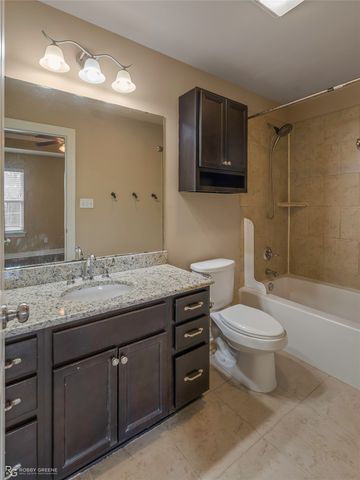 365 Avondale Lane, Bossier City, LA 71112