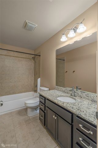 365 Avondale Lane, Bossier City, LA 71112