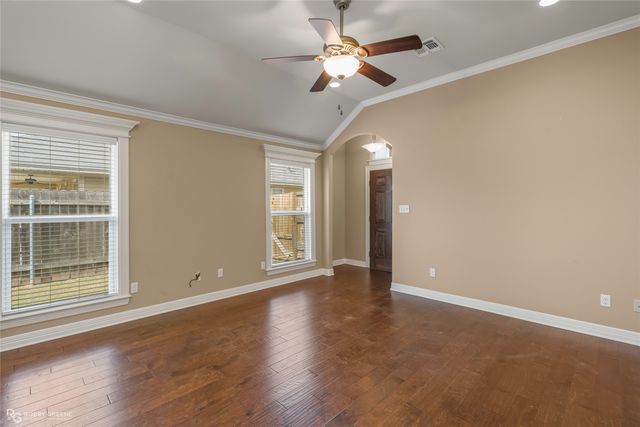 365 Avondale Lane, Bossier City, LA 71112
