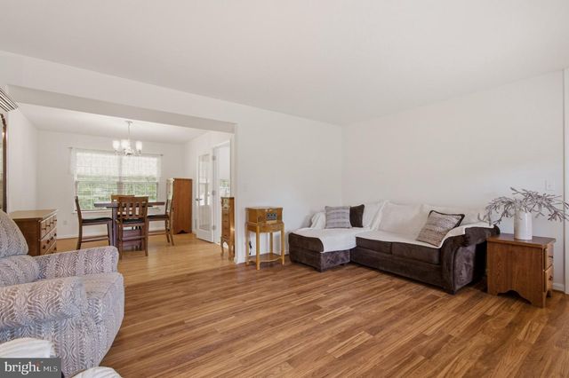 8222 ATHENA LN, Severn, MD 21144