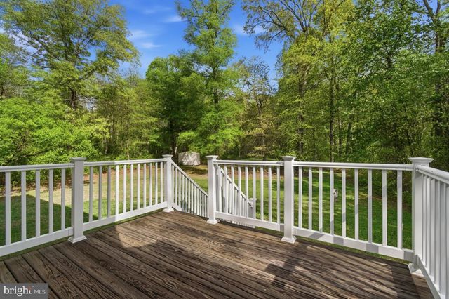 8222 ATHENA LN, Severn, MD 21144