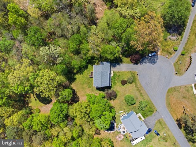 8222 ATHENA LN, Severn, MD 21144