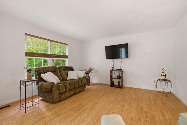 8222 ATHENA LN, Severn, MD 21144