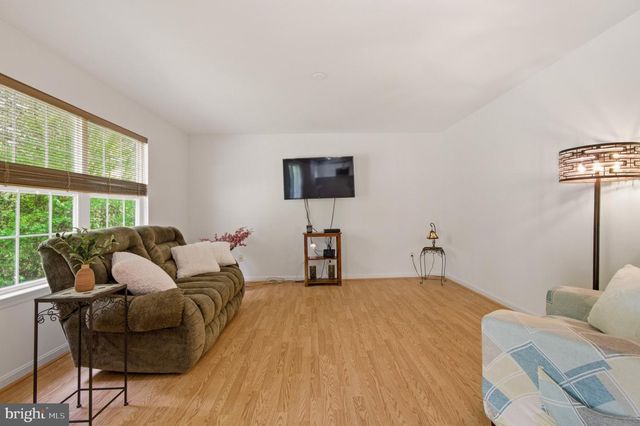 8222 ATHENA LN, Severn, MD 21144