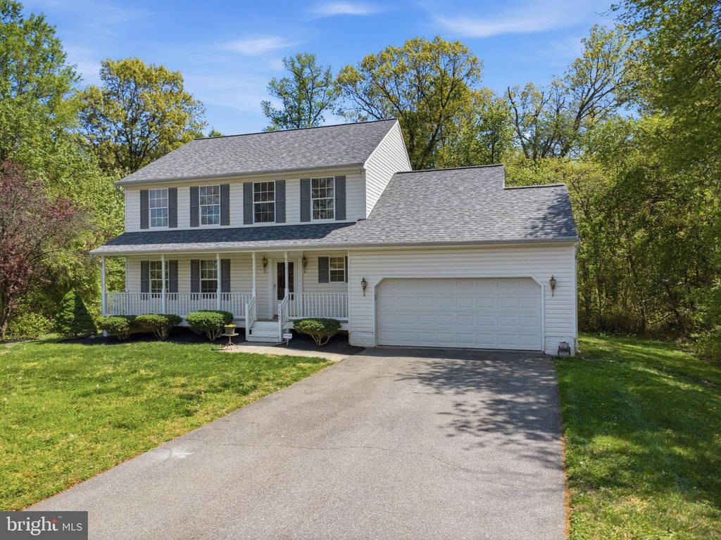 8222 ATHENA LN, Severn, MD 21144