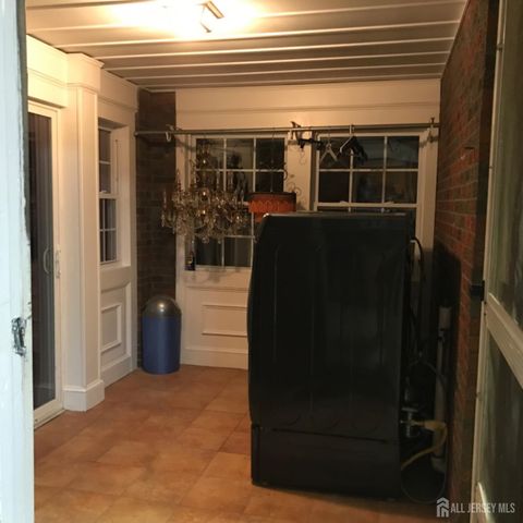 354 Alpine Street, Perth Amboy, NJ 08861