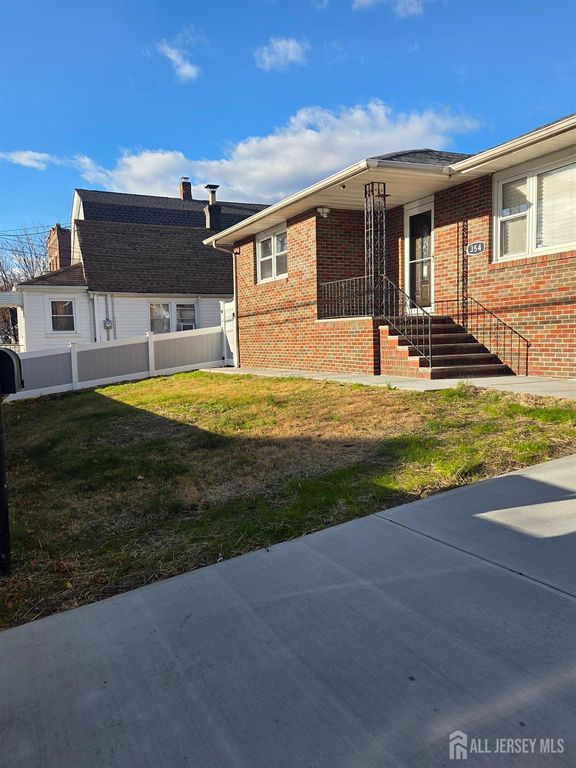 354 Alpine Street, Perth Amboy, NJ 08861