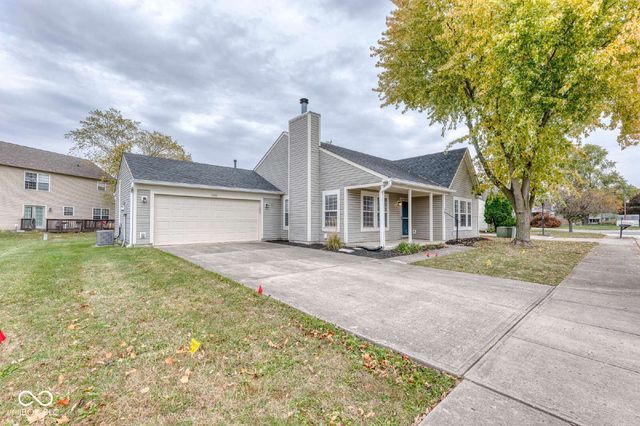 8520 Lincoln Court, Fishers, IN 46038