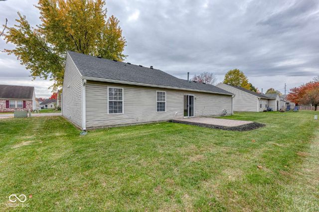 8520 Lincoln Court, Fishers, IN 46038