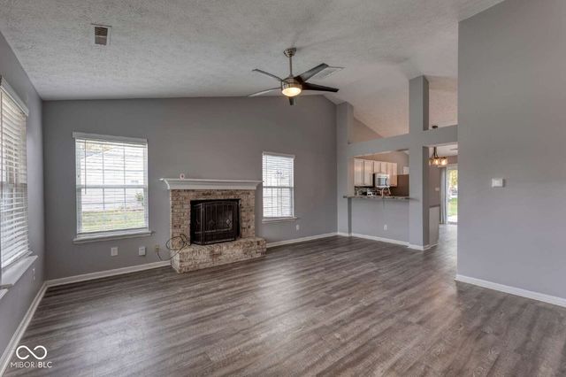 8520 Lincoln Court, Fishers, IN 46038