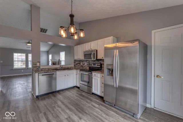 8520 Lincoln Court, Fishers, IN 46038