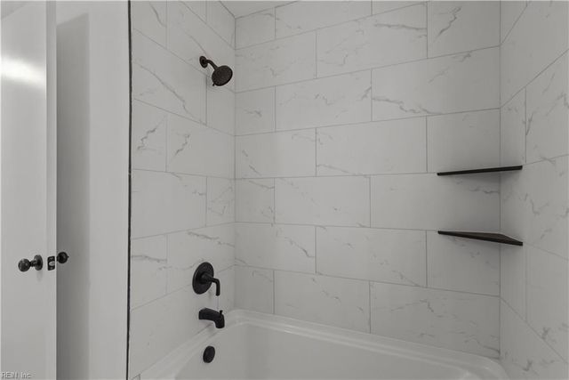 4108 Tarnywood DR, Portsmouth, VA 23703