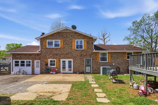 5140 Whitaker Dr, Nashville, TN 37211